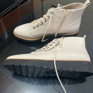 Naturalizer Cream Lace Up Boots